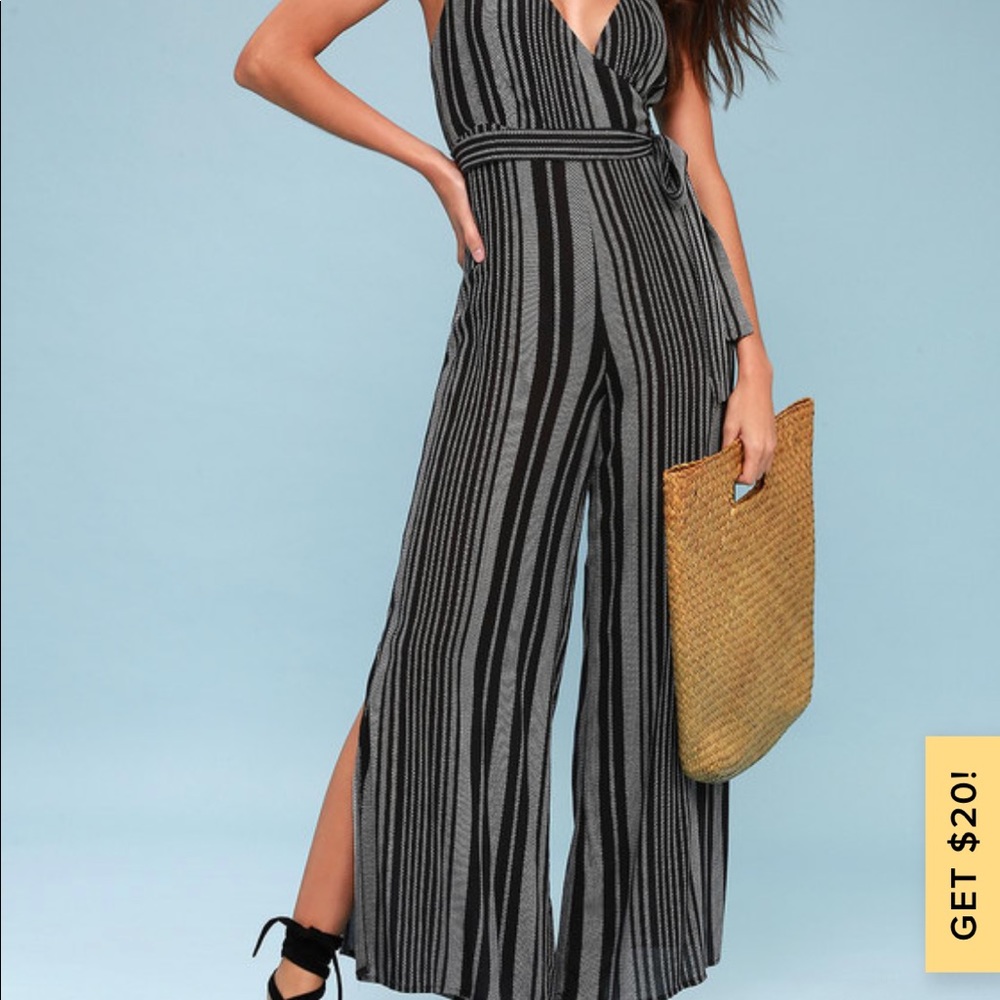 LULU’S Sonoma Black striped wide-leg jumpsuit